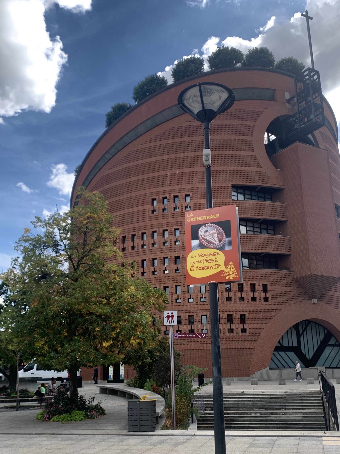 Des archives dans la ville